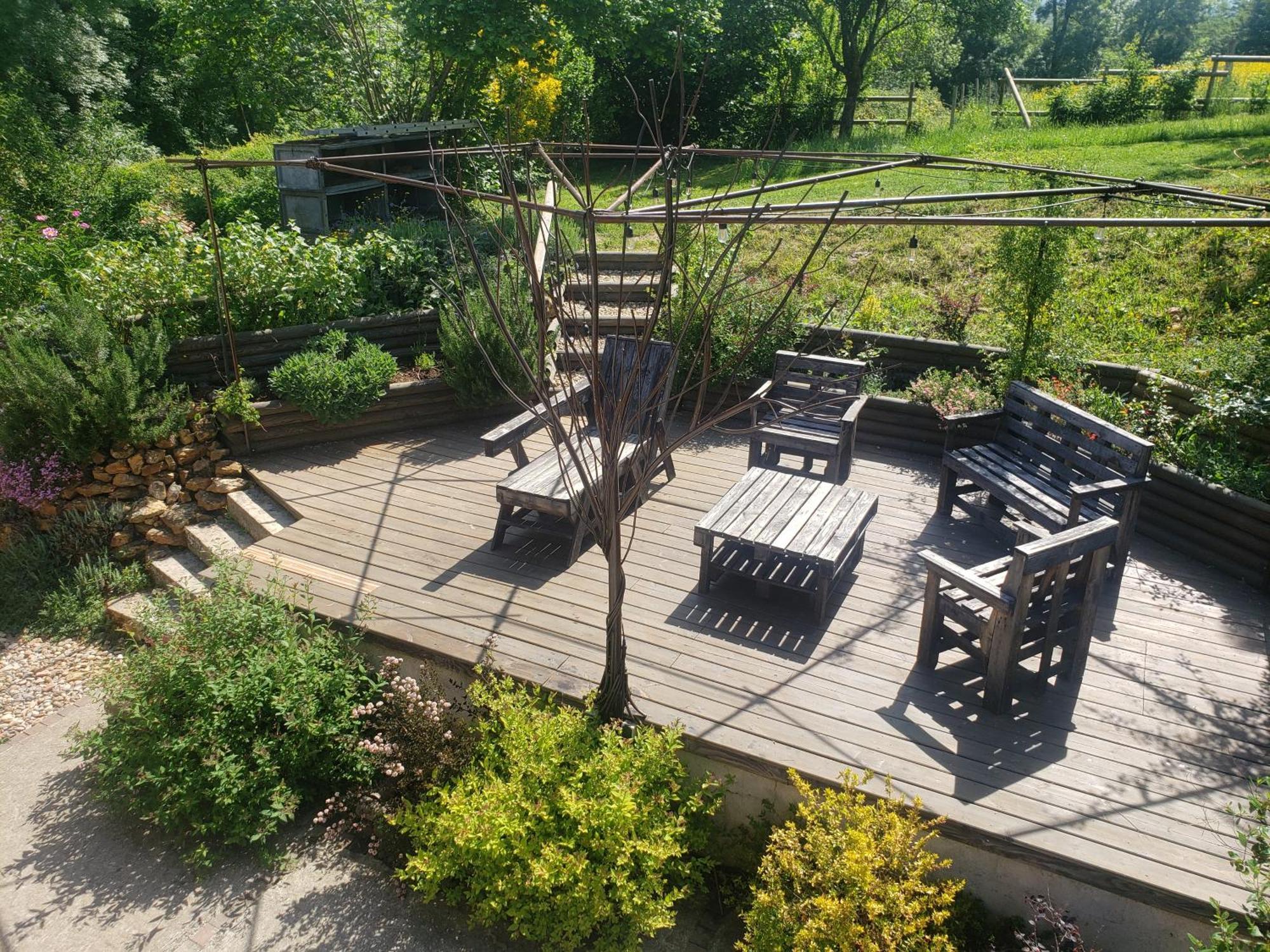 Fenetre Sur Loire Bed & Breakfast Iguerande ภายนอก รูปภาพ