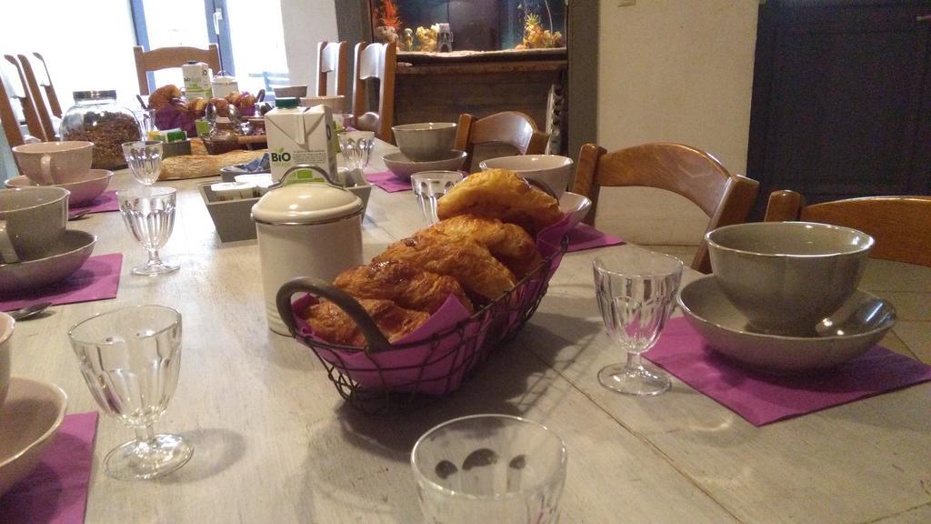 Fenetre Sur Loire Bed & Breakfast Iguerande ภายนอก รูปภาพ